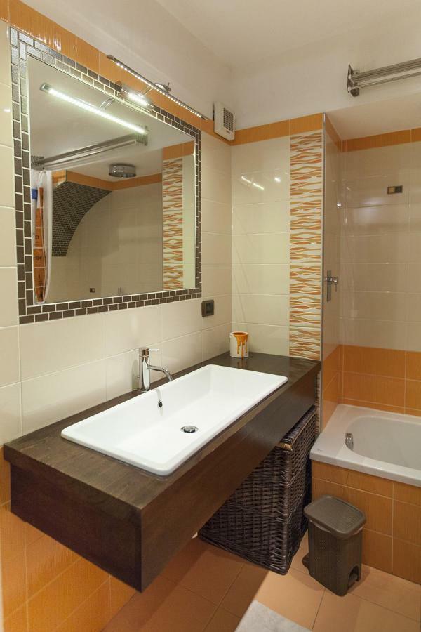 Monikapsa Apartment ตูริน ภายนอก รูปภาพ